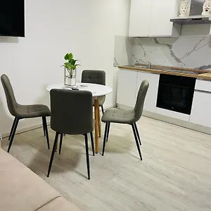 Living Center , Catania Italia