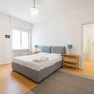 Appartamento Vicolo Leoni 2brd, Verona