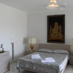 La Casa Di Lu Holiday home Naples